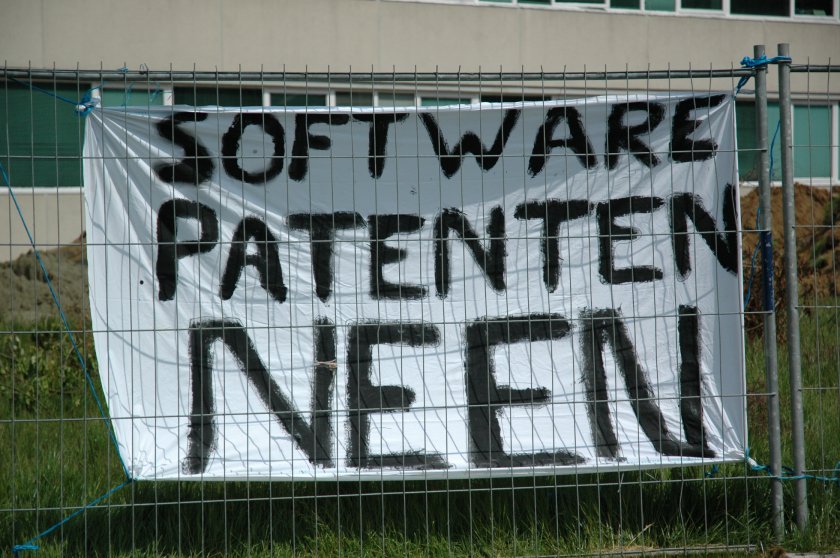  Actie tegen softwar...
